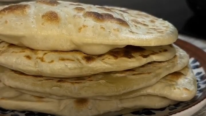 ПИТА за 6 секунд...😋 Рецепт в описании ✍️