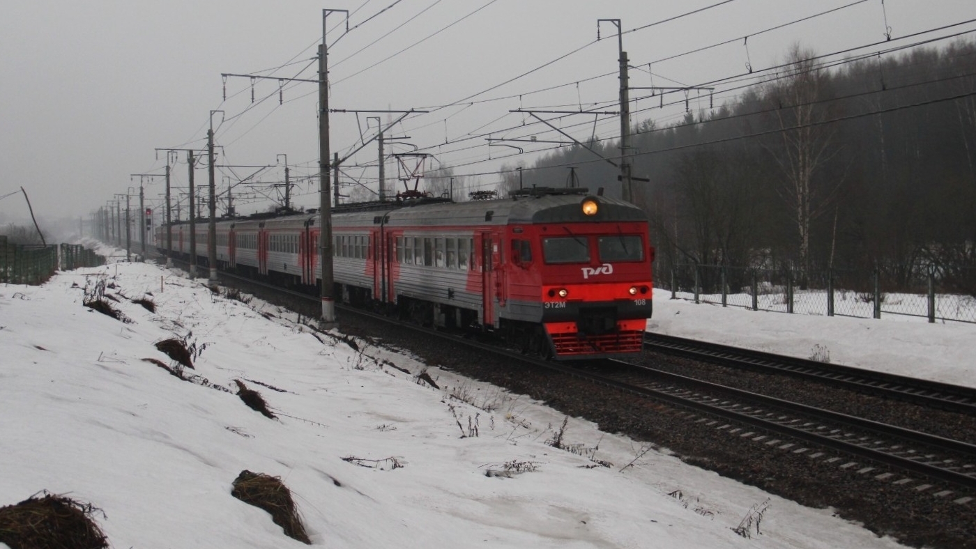 ЭТ2М - 118 проследует перегон Подсолнечная-Клин.