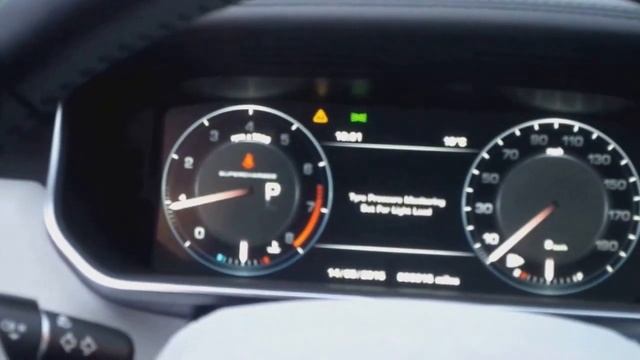 Range Rover Sport SVR Start-up noise