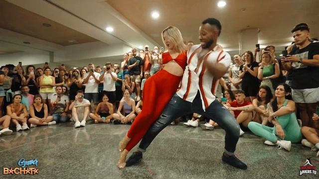 Ronald y Alba Disparo al corazón Бачата Bachata Sensual LadyStyle Footwork MenStyle лучшее