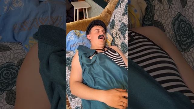 ты в детстве когда выпал твой зуб