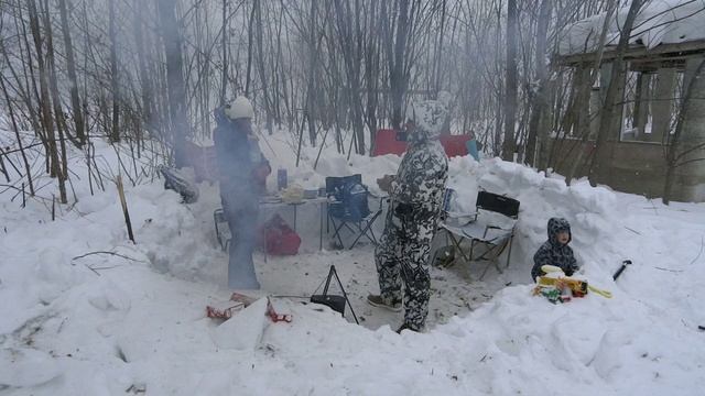 Поход на остров зимой.