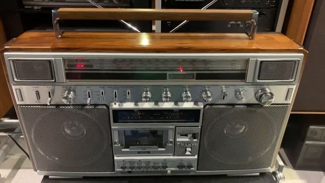 vintagemoscow .  магнитола sanyo m-x 820 редчайшая