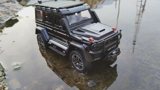 Обзор Mercedes-Benz G- class второго поколения в масштабе 1:24