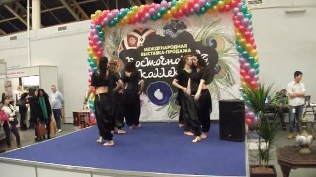 Mauja Hi Mauja - Выступление KARISHMA на выставке "Восточная коллекция"