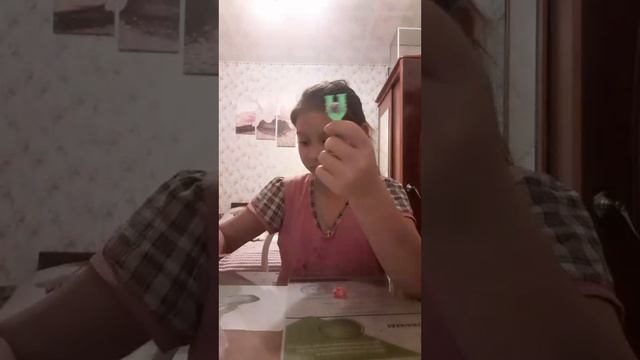 Делаем красивый способ колечка из резинок.
