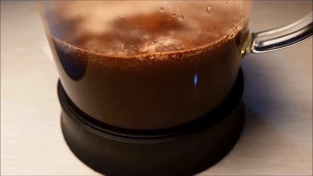 Iced Vanilla Latte - Make Great Coffee with a French Press