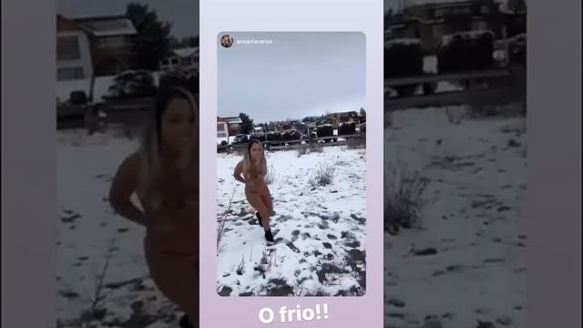 RAFA, STEPHANY E ANINHA TIRANDO FOTO  DE BIQUINE PLENA NA NEVE😈