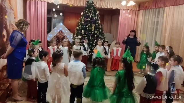 "ЗВЁЗДНЫЕ ТАЙНЫ БОЛЬШОГО УХА" новогодний праздник для детей старшей логопедической группы 23.12.2024