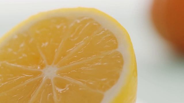 7 surprising health benefits of lemon you need to know