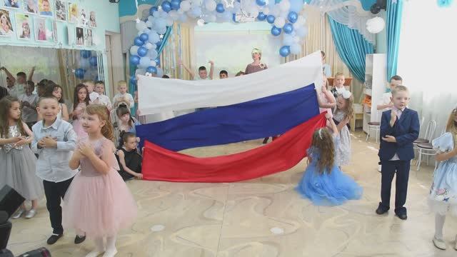 Выпускной в детском саду Ярославля