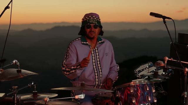 The Yussef Dayes Experience - Live From Malibu
