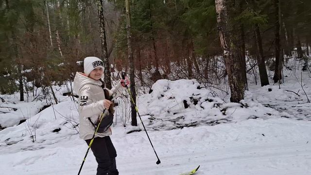 Василиса и Данис на лыжне. Пересвет. 11.01.2025