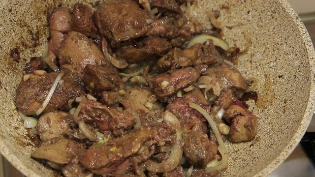 СОЧНАЯ ПЕЧЕНЬ В СКОВОРОДЕ! Быстрый и вкусный способ приготовить сочную печень!