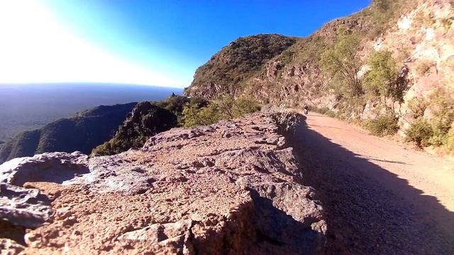 Taninga -Túneles en Honda cb190R