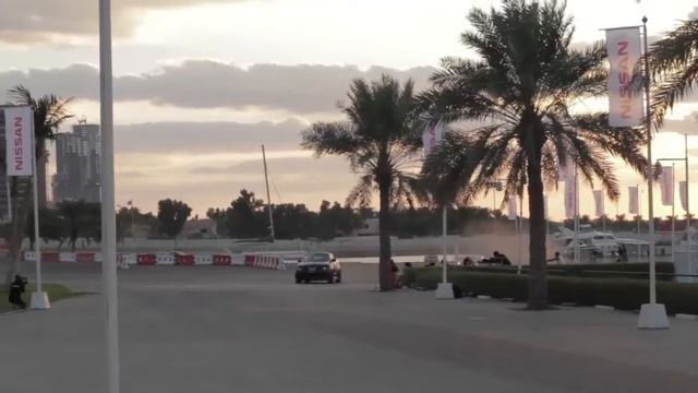 NISSAN JUKE-R STREET RACE IN DUBAI