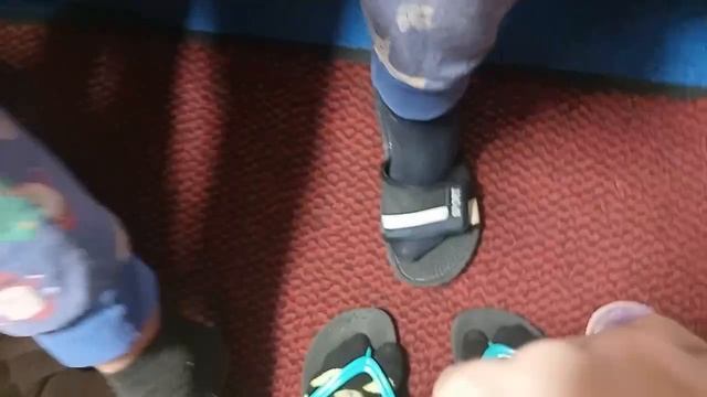 Когда нас вынесло с чего-то смешного . Нас не остановить . Чистая правда...