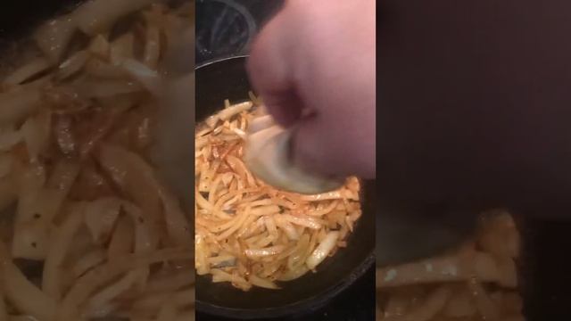 Манты в сковородке