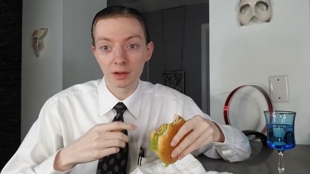 Wendy's NEW Classic Chicken Sandwich Review!