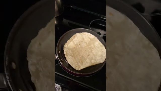Como hacer quesadillas fáciles para desayunar (Quedan deliciosas) #Shorts