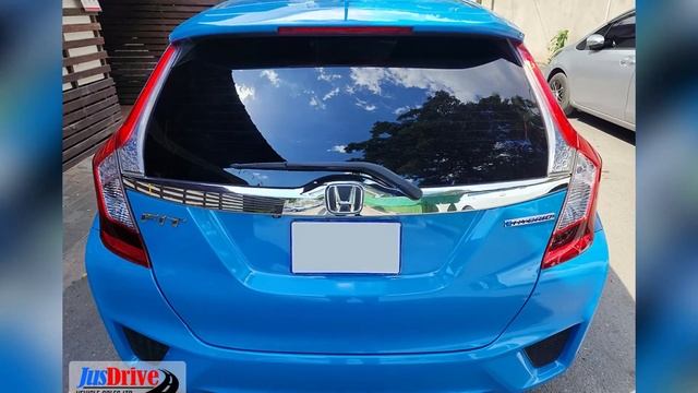 2013 Blue Honda Fit For Sale in Kingston, Jamaica