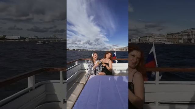 нашей какаочной 1 год! Миллионная, 25. рядом с Эрмитажем Атлантами #петербург #спб #питер