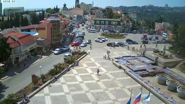 Вебкамера "Площадь Советская". Запись 16.06.2016 11:00:02