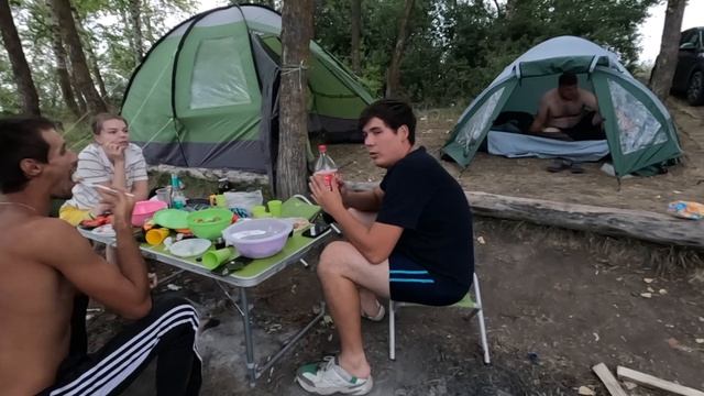 ЛОВИМ РАКОВСПИМ в ПАЛАТКЕ  ЖАРИМ МЯСО 2024 | ОТДЫХАЛОВКА