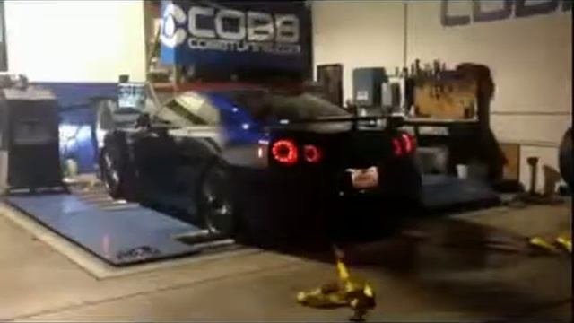 Nissan GTR R35 Runs compilation