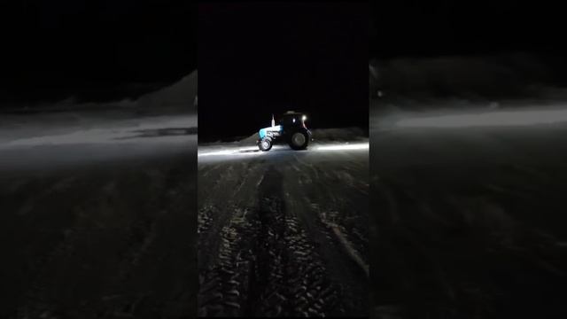 Произвели монтаж двух автопилотов AGDY на трактора МТЗ-1221.3 и МТЗ-82.3 в Свердловской области.