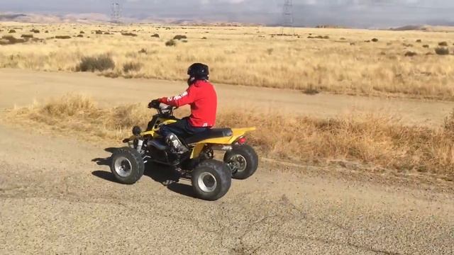 HONDA ATC 250R VS YAMAHA BANSHEE