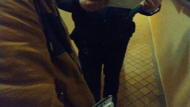 Поймал мошенника, представляются проверяющими пожарную безопасность