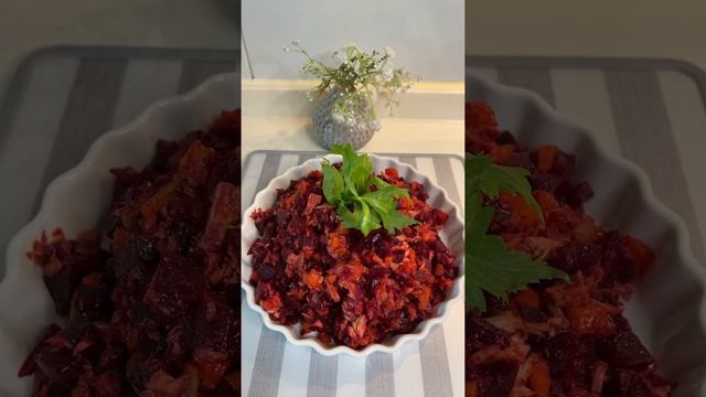 Салат из свеклы с тунцом!Beetroot salad with tuna!#Shorts