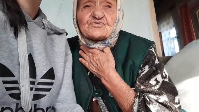 Помогли Бабушке которая замерзала\Диана и Рушан