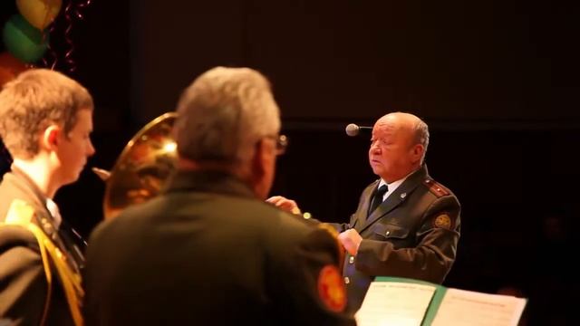 Военный оркестр (дирижер майор Б. Т. Аринин) Кстово