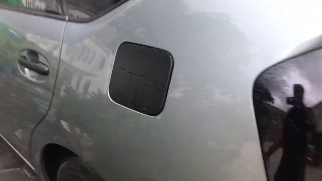 លេងឡាន Prius អស់លុយតិច ហើយស្អាតសាមញ្ញហ្មង.Toyota Prius play save money and cute.