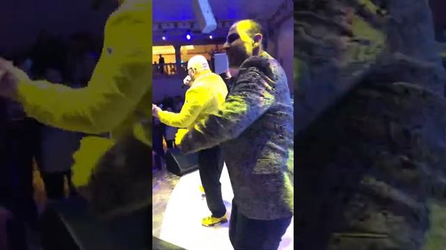 Саро Варданян на армянском вечеринке в Москве