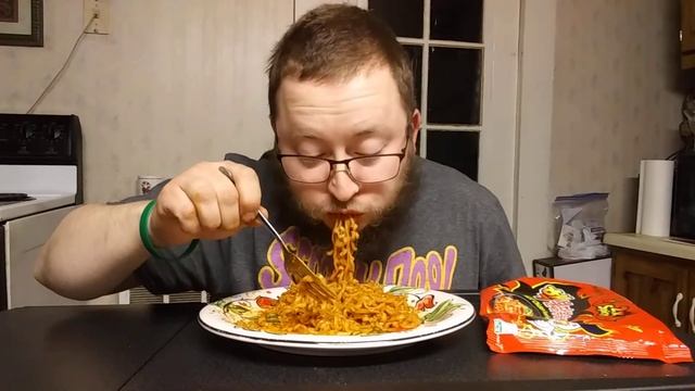 REVIEW!!! SAMYANG 2x Spicy HOT Chicken Flavor Ramen with Added Moruga Scorpion Powder KICK🔥