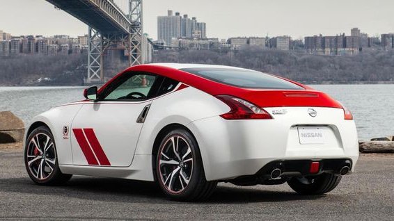 Nissan 370Z.Китай,Храм.mp4