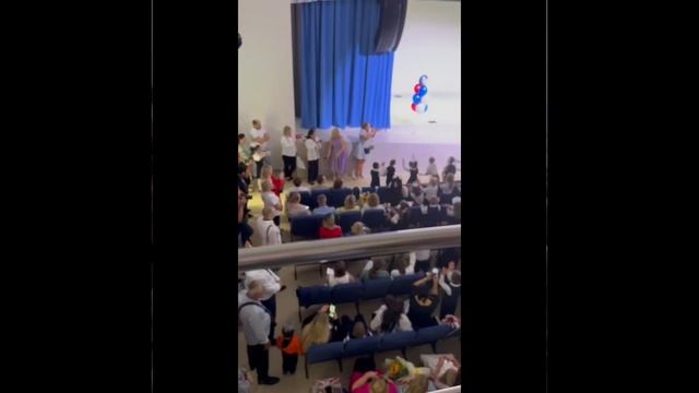 1 сентября 2024 год.Настя пошла в первый класс )