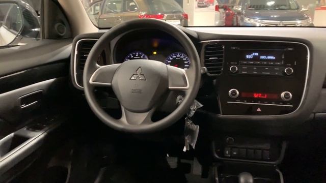 СИЛЬВЕР.MITSUBISHI Outlander