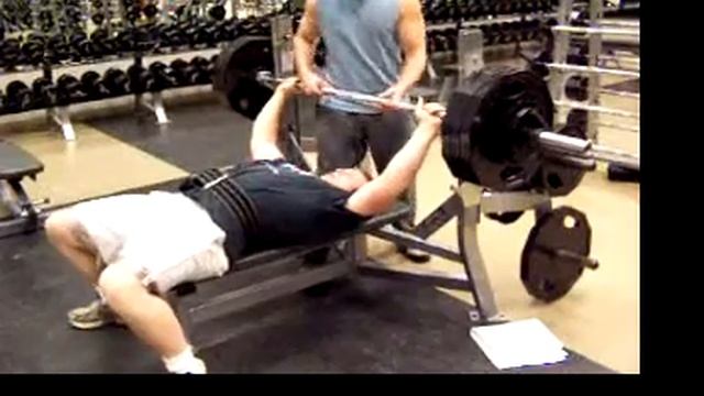 Charles McWilliams bench pressing 345 x 3