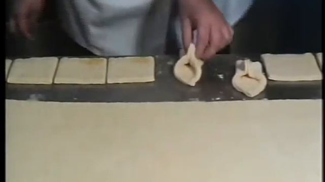 Дрожжевое слоеное тесто