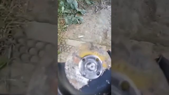 Вот это повезло мужику: "Может, в церковь сходить, свечку поставить?"