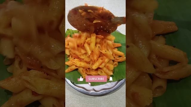 kele ke patte me PASTA #shorts #pasta #Ytshorts #pasta_recipe #youtubeshorts