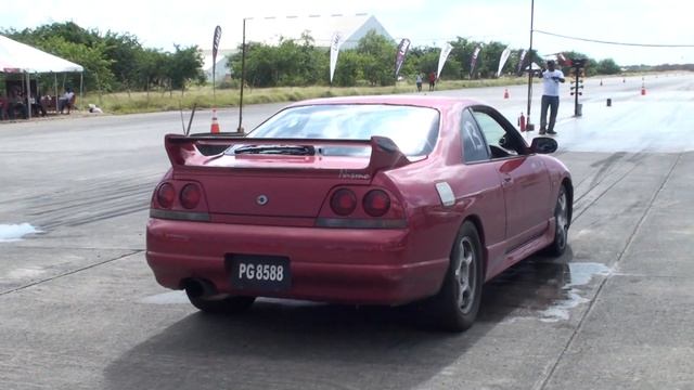 350z vs skyline