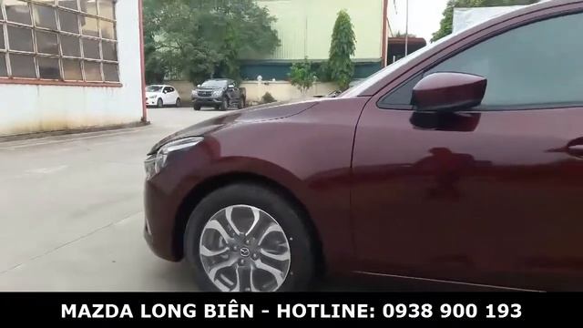 Cận cảnh xe Mazda 2 Hatchback 2019 màu đỏ mận nhập khẩu vừa cập cảng LH 0938900193