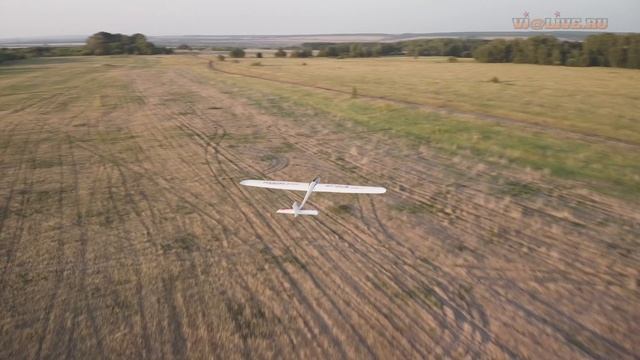 Модель Skywalker 1680 & модель Phoenix 2400 FPV flying
