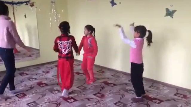 Айкоркем танец индийский