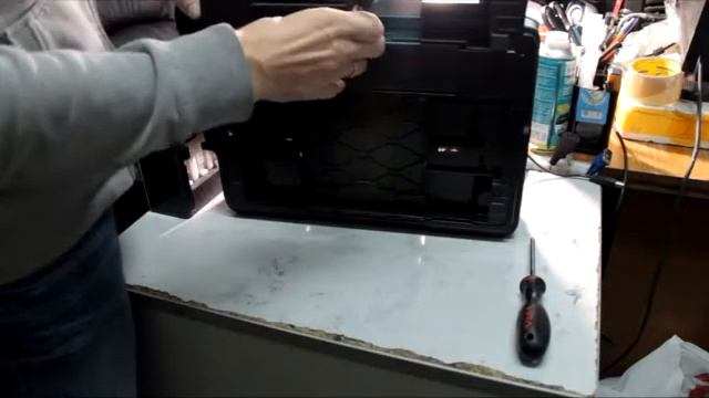 Замена ролика захвата бумаги EPSON L366